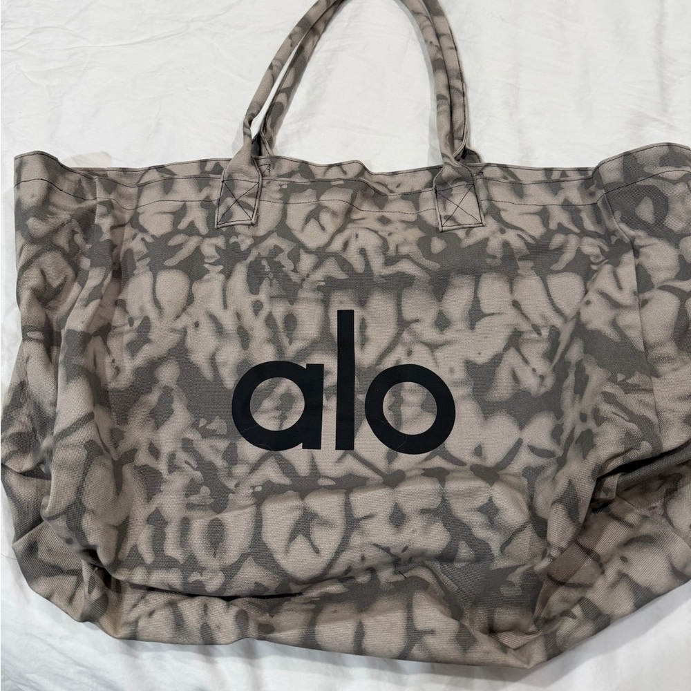 Alo shopper tote Bag